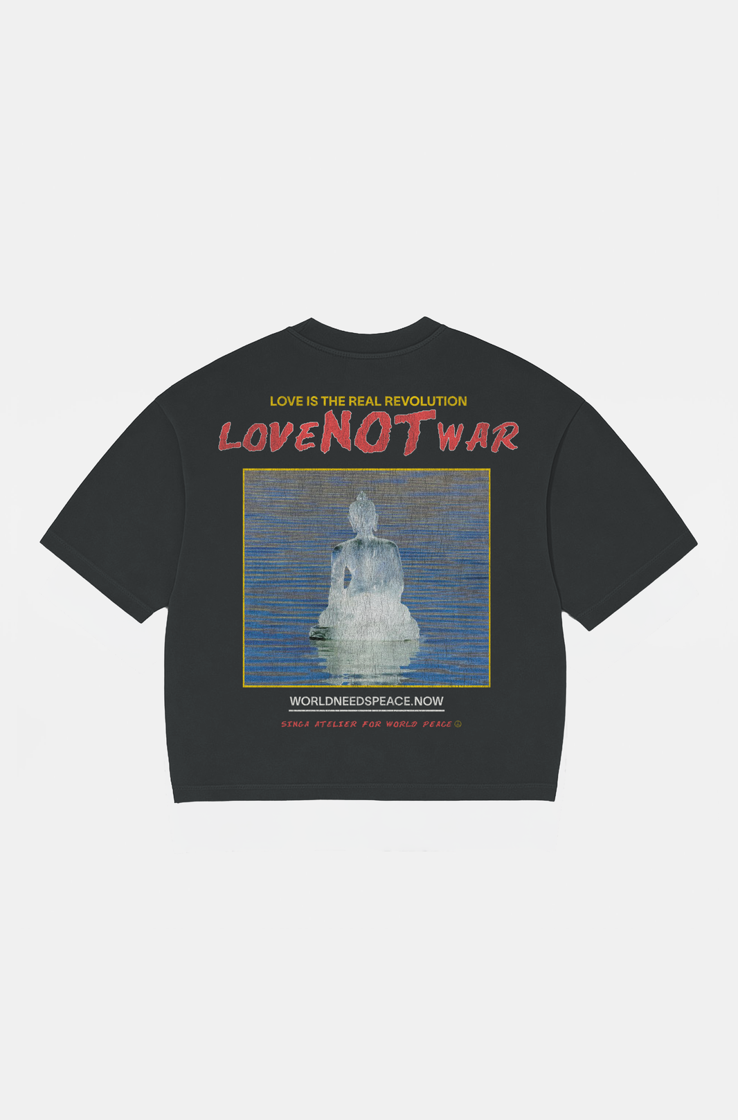 Camiseta Boxy  Over Love Not War Preto Cationizado