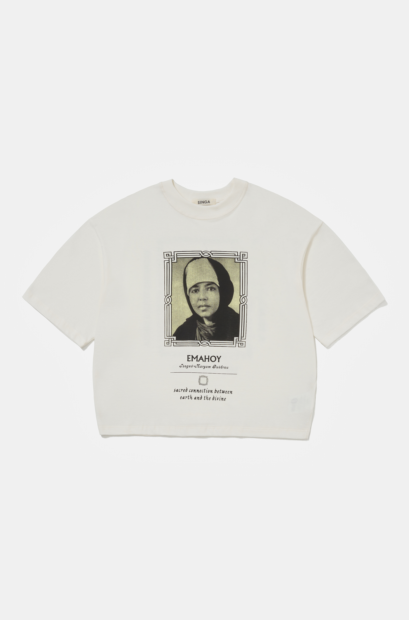 Camiseta Boxy Oversized Emahoy