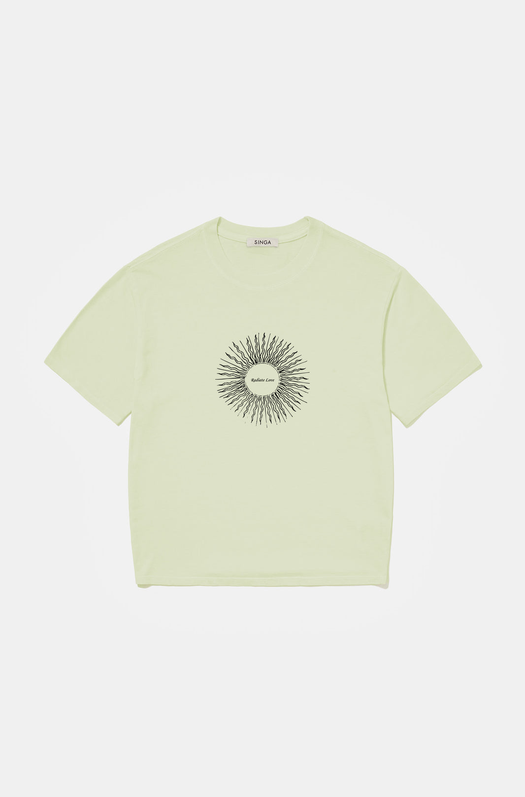 Camiseta Boxy Regular Radiate Love