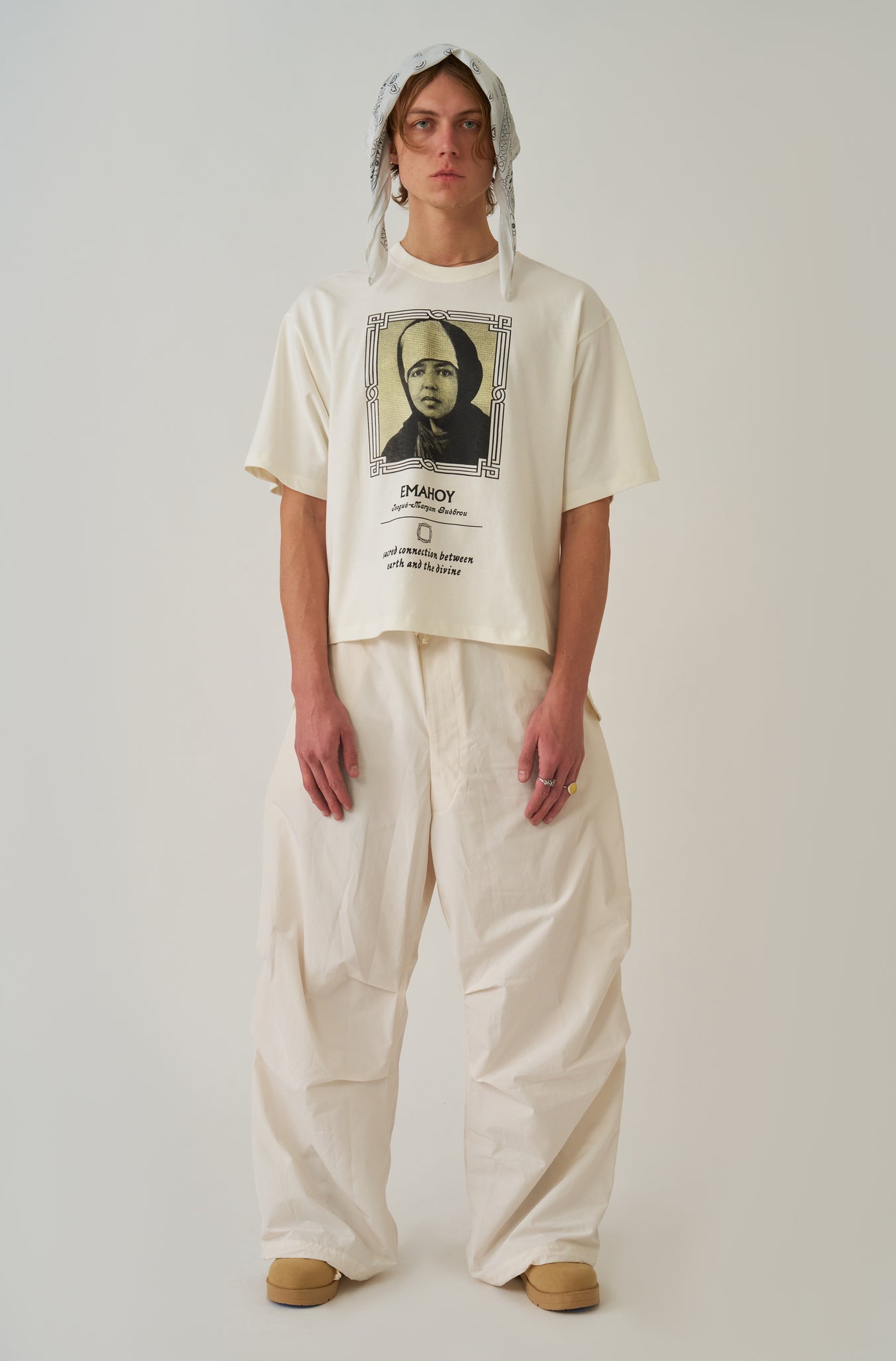 Camiseta Boxy Oversized Emahoy